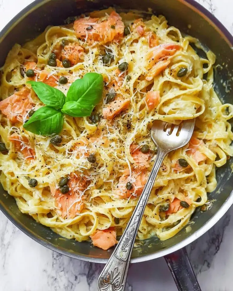 Smoked Salmon Fettuccine with Creamy Parmesan Sauce Recipe