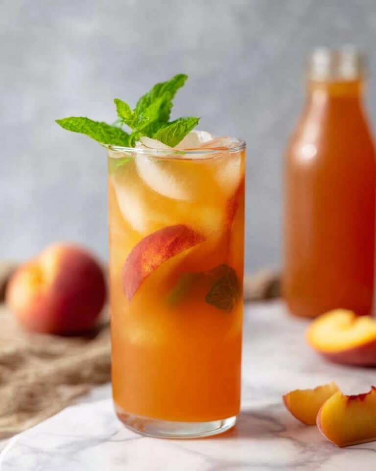 3-Ingredient Peach Iced Tea Recipe