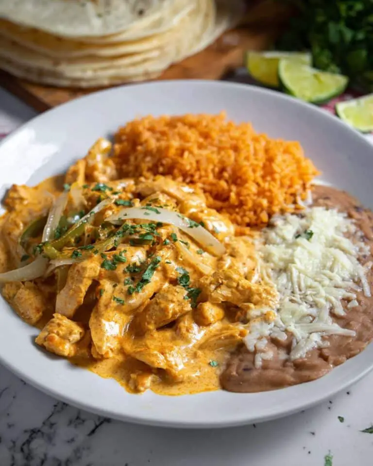 Pollo A La Crema (Creamed Chicken) Recipe