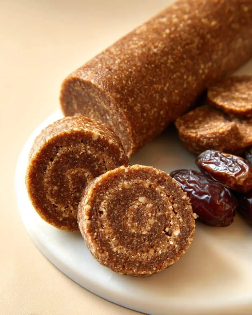 Cinnamon Date Rolls Recipe