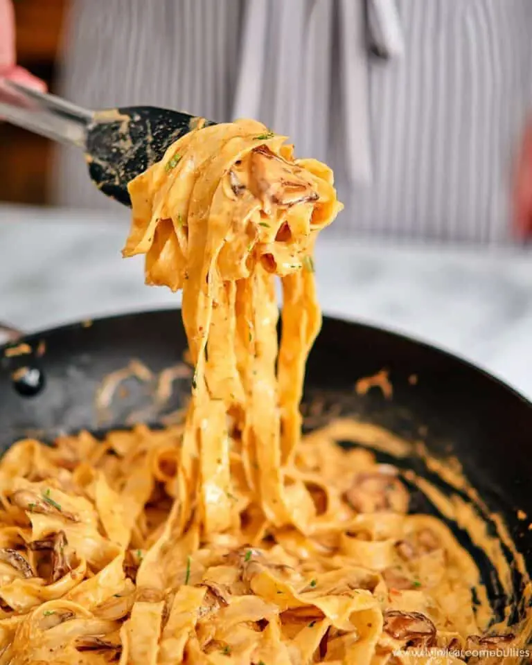Marry Me Cabbage Pasta with Roasted Cabbage and Sun-Dried Tomato Cream Sauce Recipe