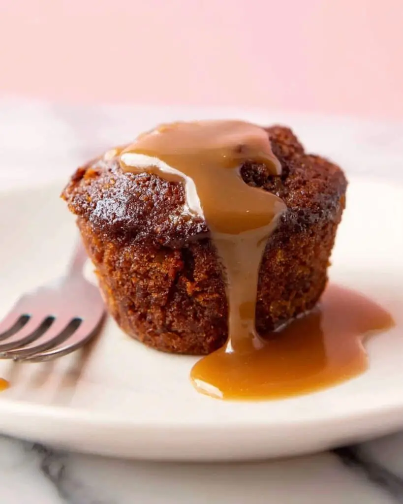 Sticky Date Puddings with Caramel Sauce Recipe