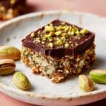 Salted Dark Chocolate Pistachio Quinoa Crunch Bars Recipe