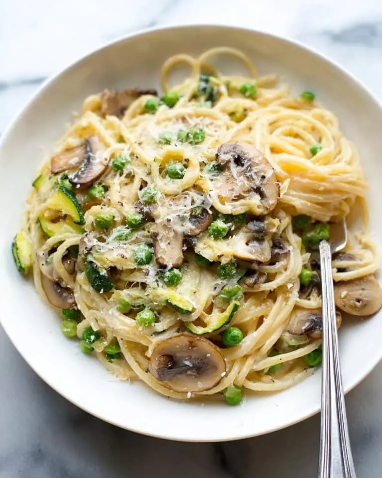 One Pot Zucchini Mushroom Pasta Recipe